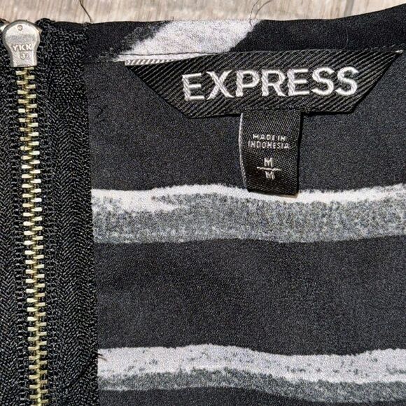 EXPRESS WOMEN Top- size M‎ - Picture 6 of 7